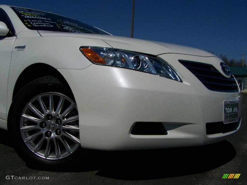 2007 Camry Hybrid - Blizzard White Pearl / Bisque photo #2