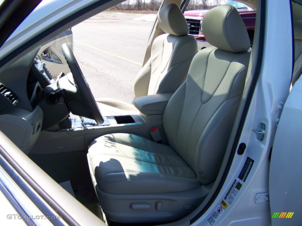 2007 Camry Hybrid - Blizzard White Pearl / Bisque photo #10