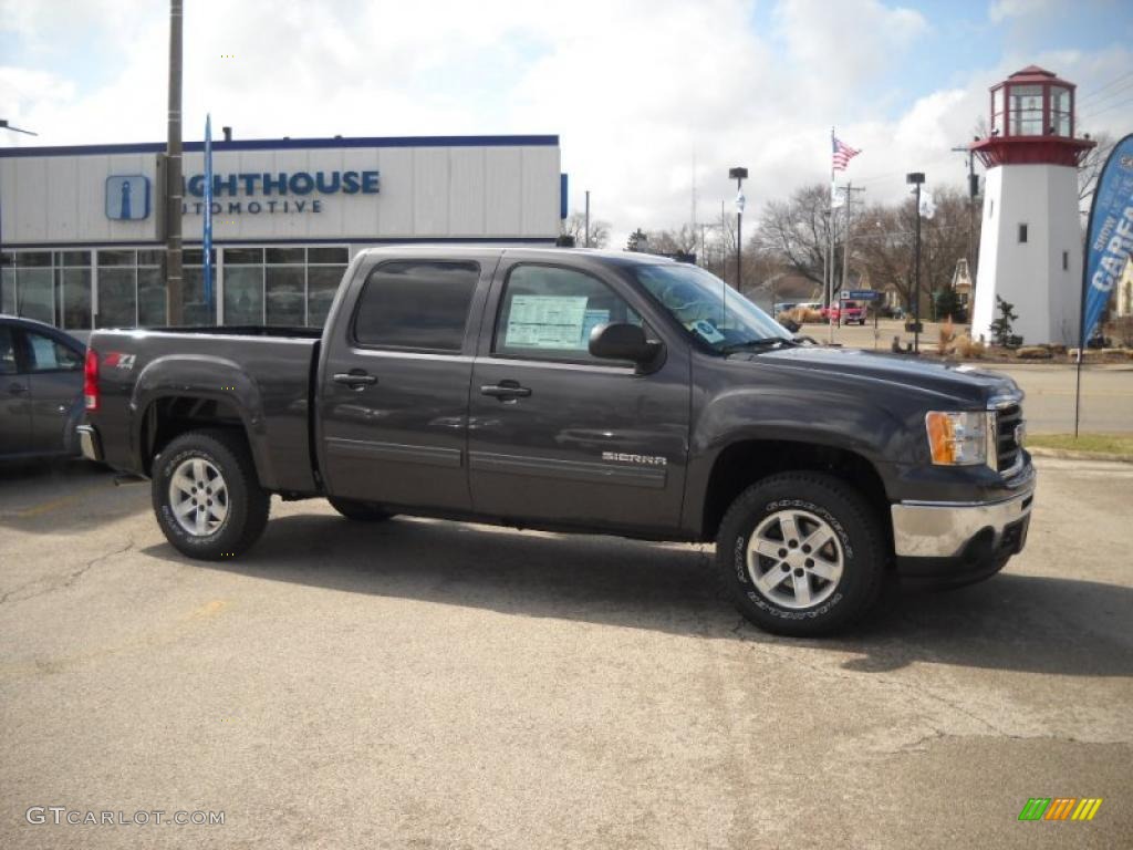 Storm Gray Metallic GMC Sierra 1500