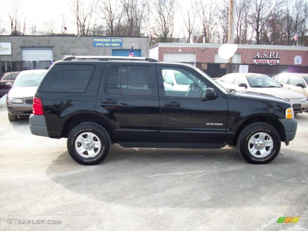 2002 Explorer XLS 4x4 - Black Clearcoat / Graphite photo #6