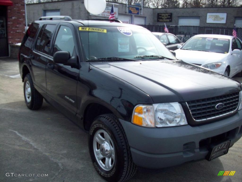 2002 Explorer XLS 4x4 - Black Clearcoat / Graphite photo #7