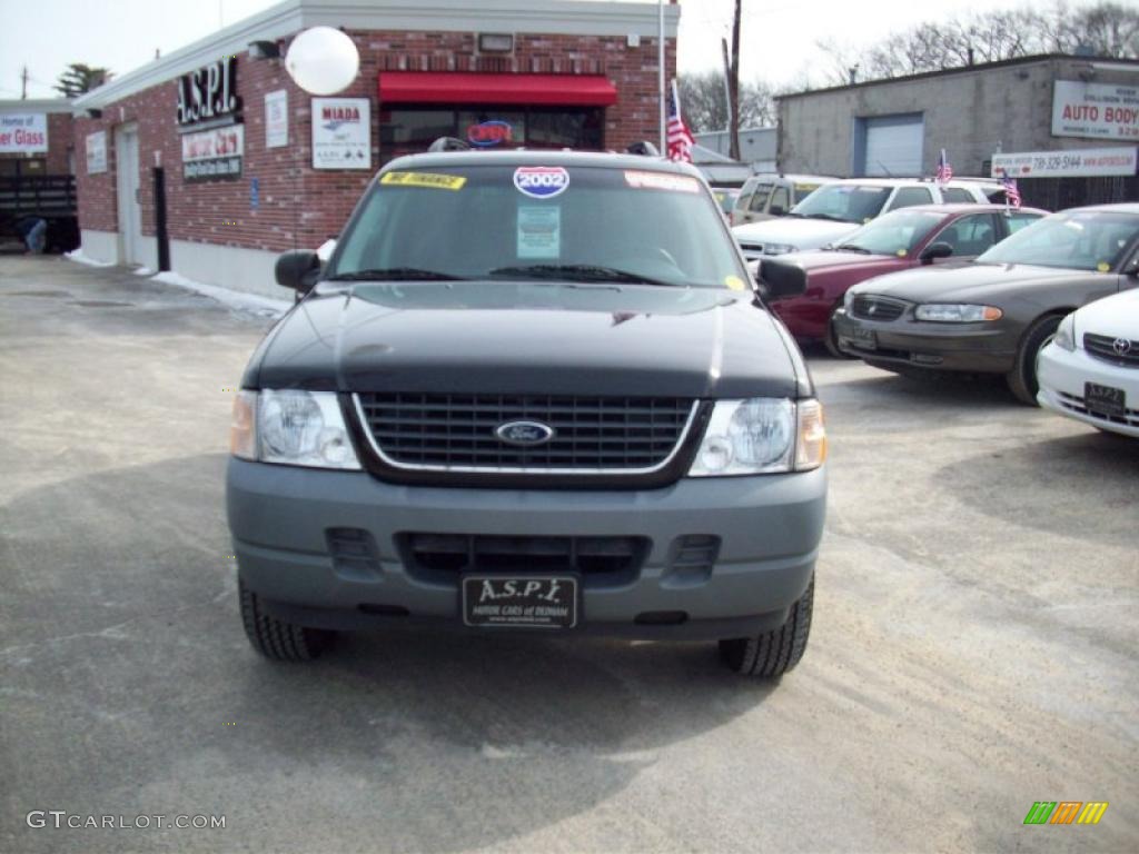 2002 Explorer XLS 4x4 - Black Clearcoat / Graphite photo #8