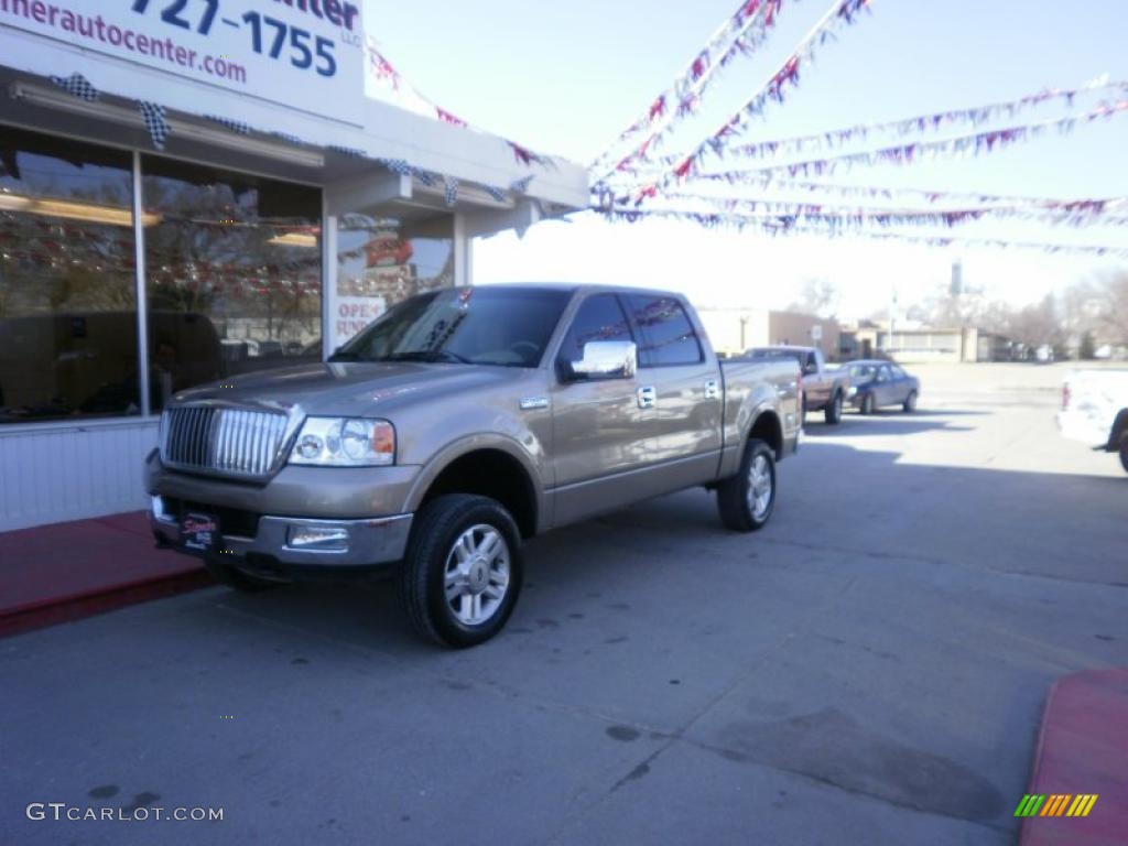 2004 F150 Lariat SuperCrew 4x4 - Arizona Beige Metallic / Tan photo #13