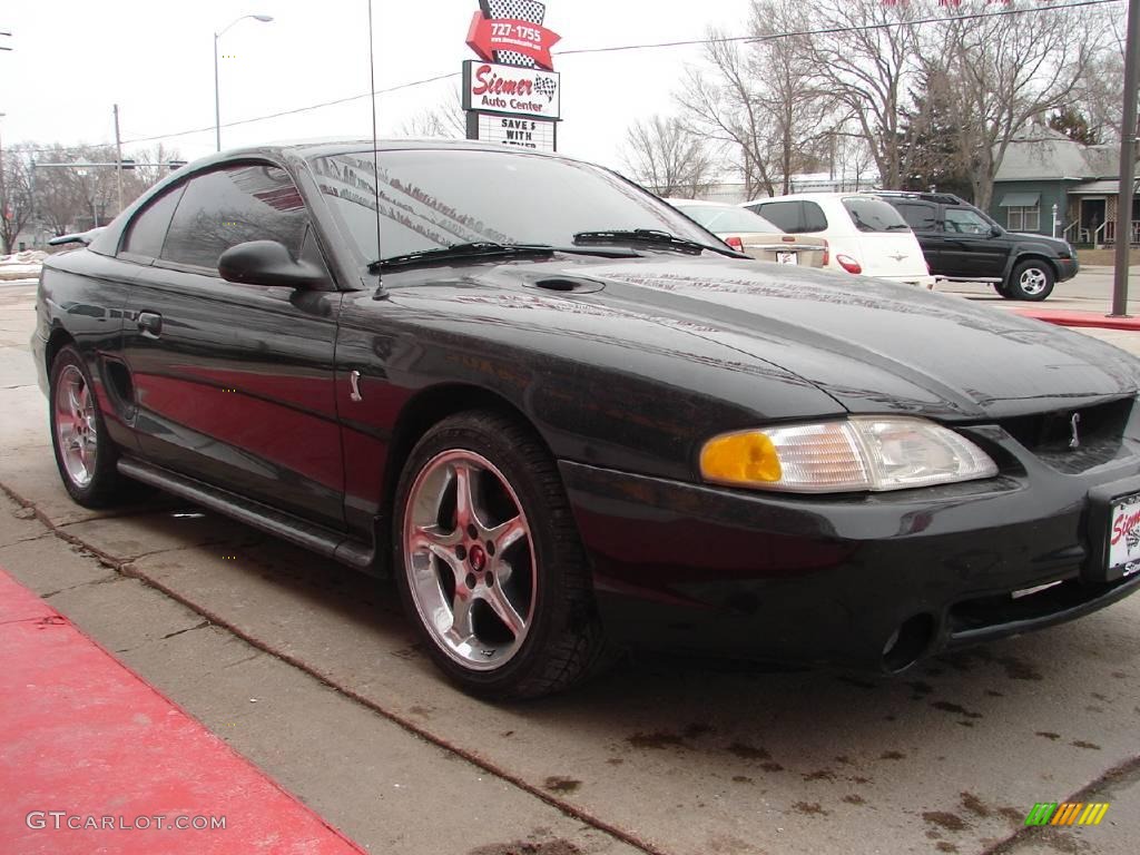 1995 Mustang SVT Cobra Coupe - Black / Black photo #6