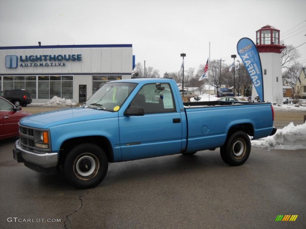1995 C/K 2500 C2500 Regular Cab - Light Quasar Blue Metallic / Blue photo #2