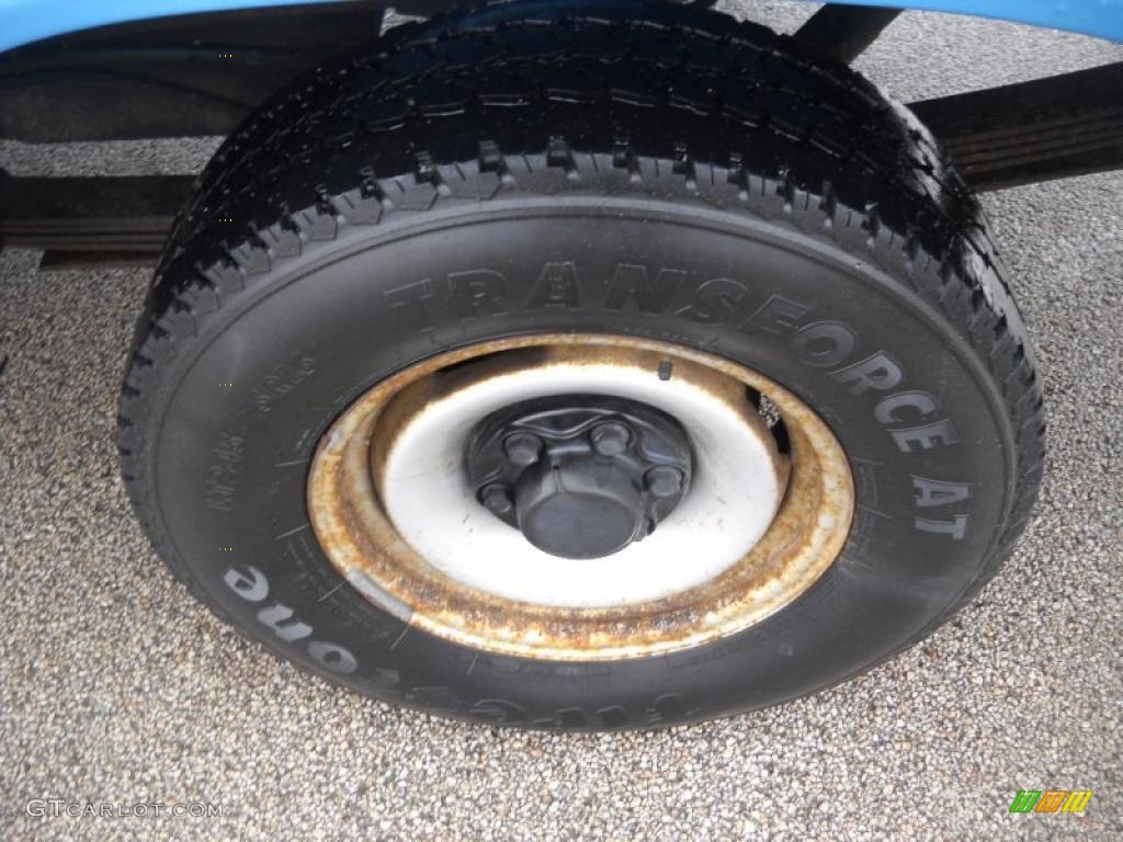 1995 C/K 2500 C2500 Regular Cab - Light Quasar Blue Metallic / Blue photo #10