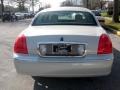 2007 Cashmere Tri-Coat Lincoln Town Car Signature L  photo #3