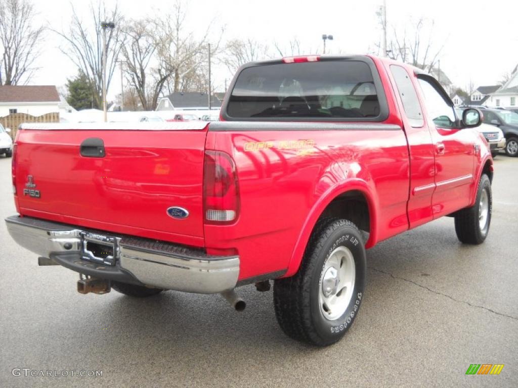 2001 F150 XLT SuperCab 4x4 - Bright Red / Dark Graphite photo #7