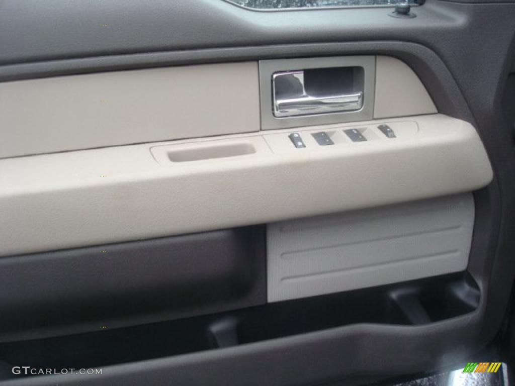 2010 F150 STX SuperCab 4x4 - Tuxedo Black / Medium Stone photo #14