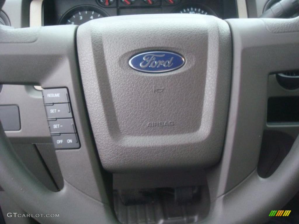 2010 F150 STX SuperCab 4x4 - Tuxedo Black / Medium Stone photo #16