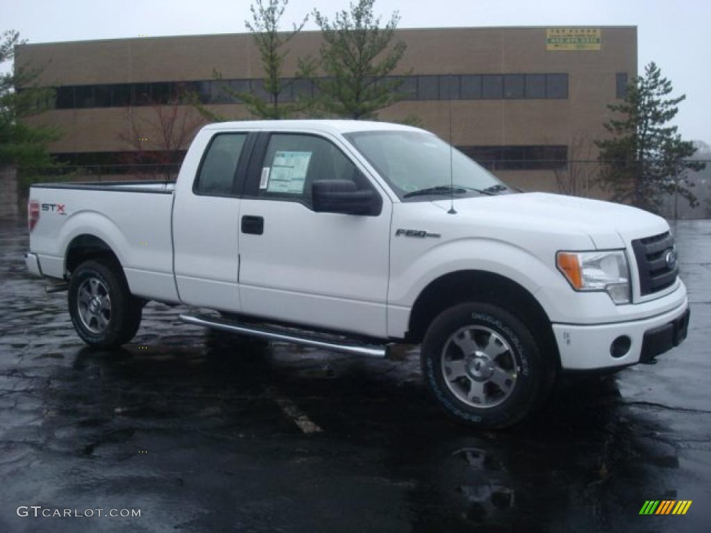 Oxford White Ford F150