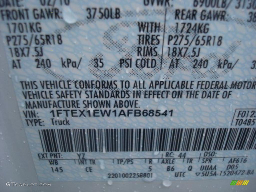 2010 F150 STX SuperCab 4x4 - Oxford White / Medium Stone photo #19