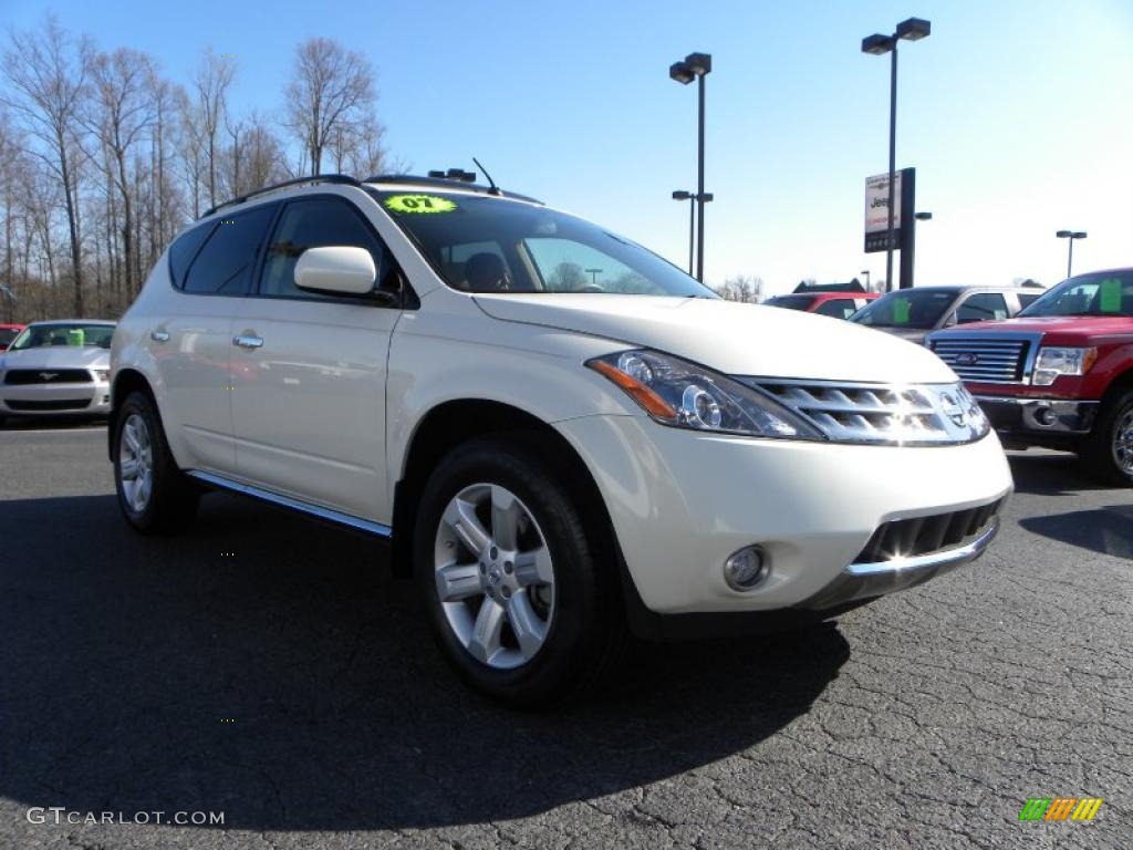 Glacier Pearl White Nissan Murano