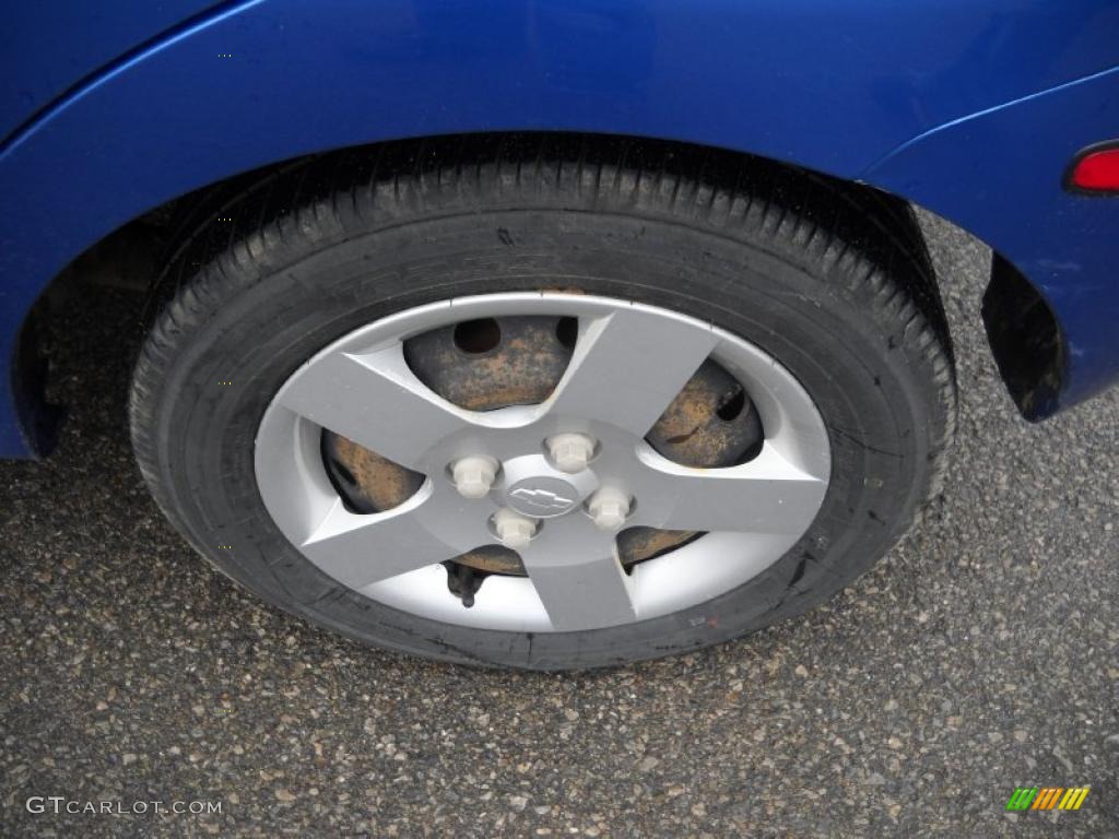 2005 Aveo LS Hatchback - Bright Blue Metallic / Gray photo #15