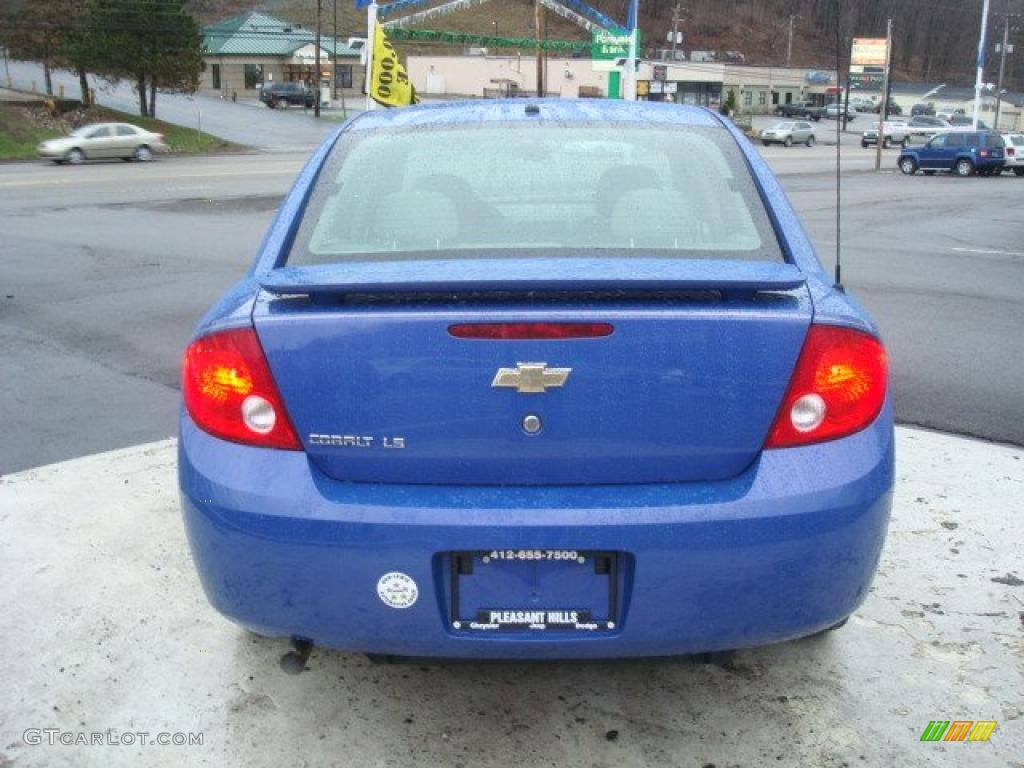 2008 Cobalt LS Sedan - Blue Flash Metallic / Gray photo #3