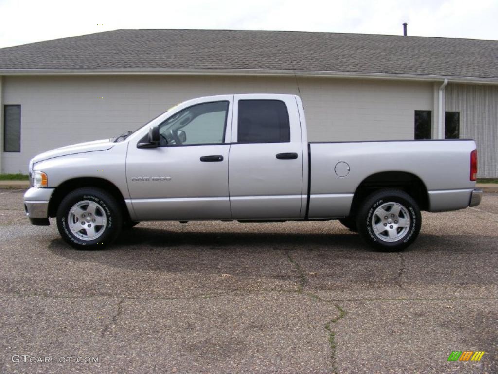 2005 Ram 1500 SLT Quad Cab - Bright Silver Metallic / Dark Slate Gray photo #8