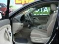 Black - Camry LE Photo No. 7