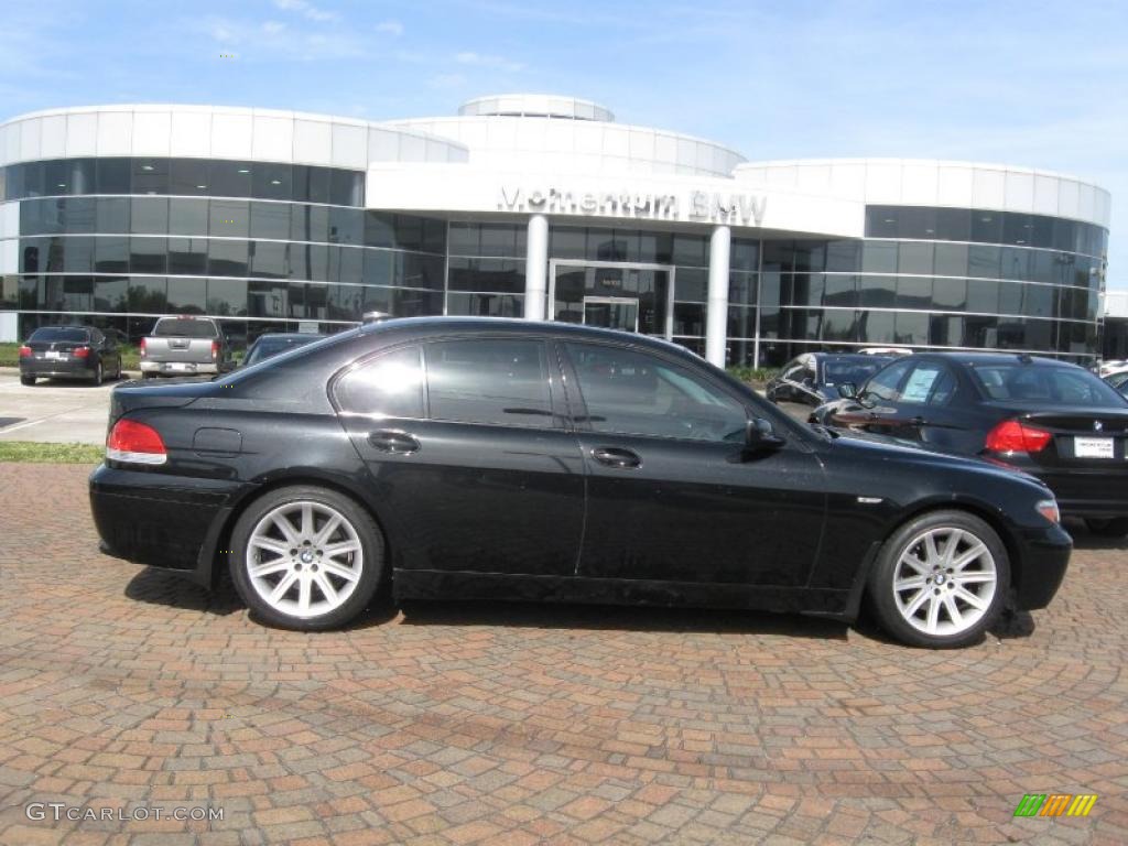 Jet Black BMW 7 Series