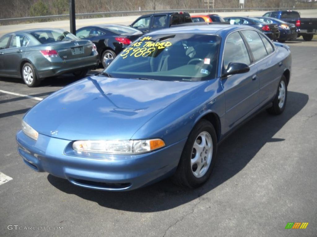 1998 Intrigue  - Blue Metallic / Gray photo #13
