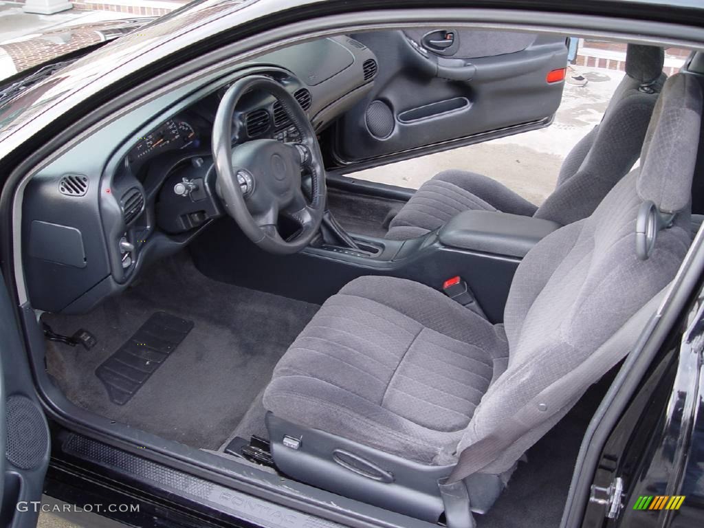 2002 Grand Prix GT Coupe - Black / Graphite photo #9