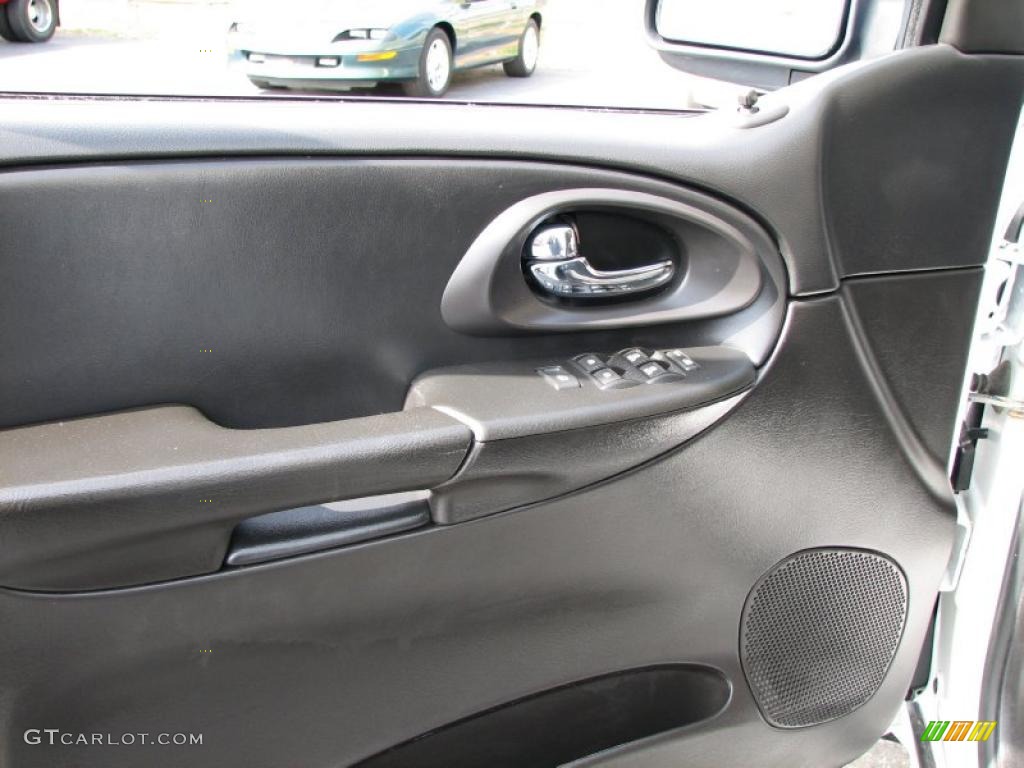 2007 TrailBlazer SS - Summit White / Ebony photo #14