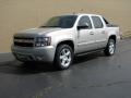 2007 Graystone Metallic Chevrolet Avalanche LT  photo #2