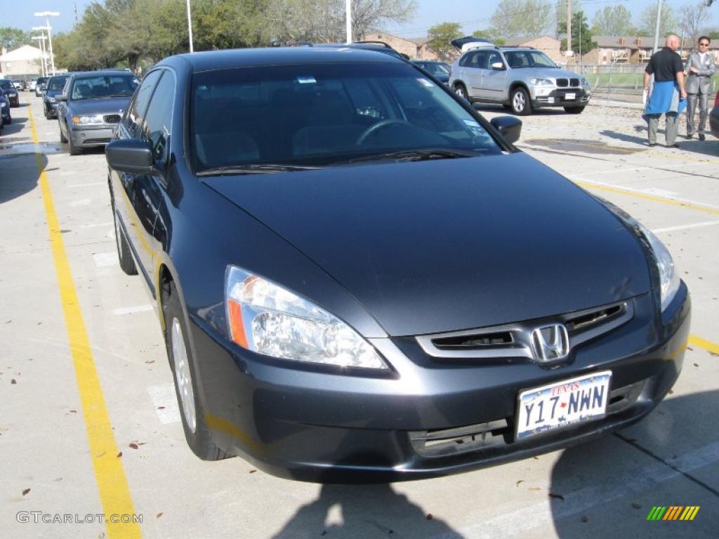 2004 Accord LX Sedan - Graphite Pearl / Gray photo #2