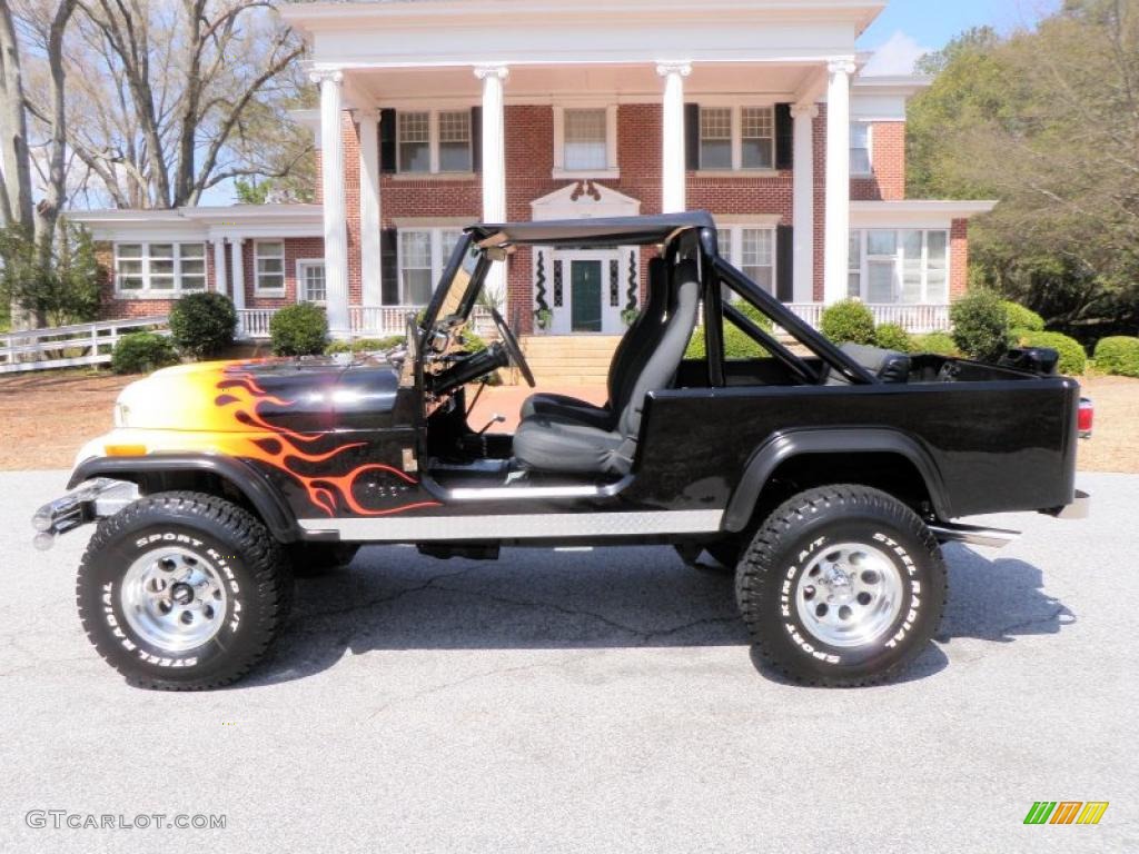 1983 CJ CJ8 Scrambler 4x4 - Black/Flames / Black photo #4