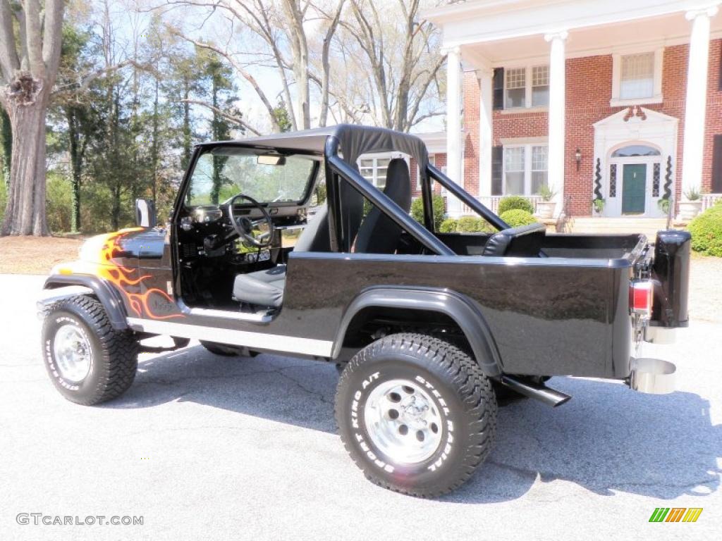 1983 CJ CJ8 Scrambler 4x4 - Black/Flames / Black photo #5