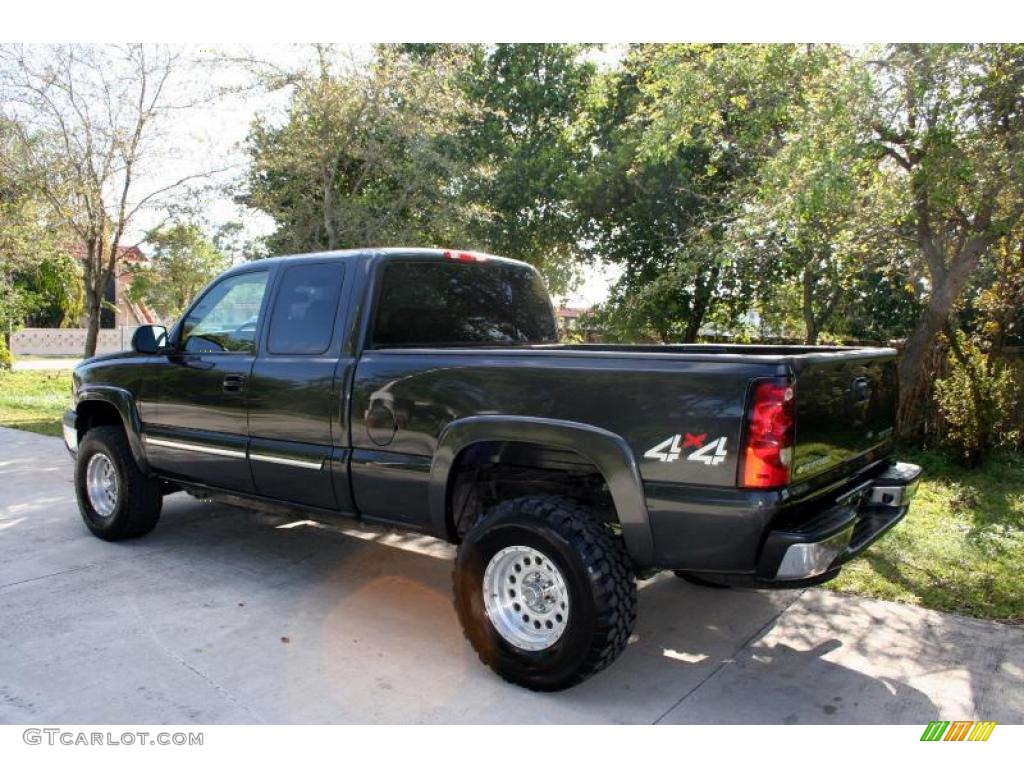 2005 Silverado 1500 LS Extended Cab 4x4 - Dark Gray Metallic / Medium Gray photo #6
