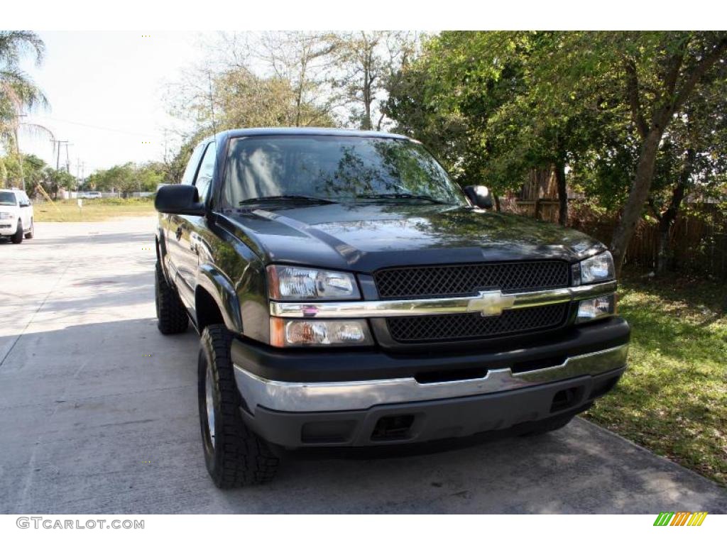 2005 Silverado 1500 LS Extended Cab 4x4 - Dark Gray Metallic / Medium Gray photo #17