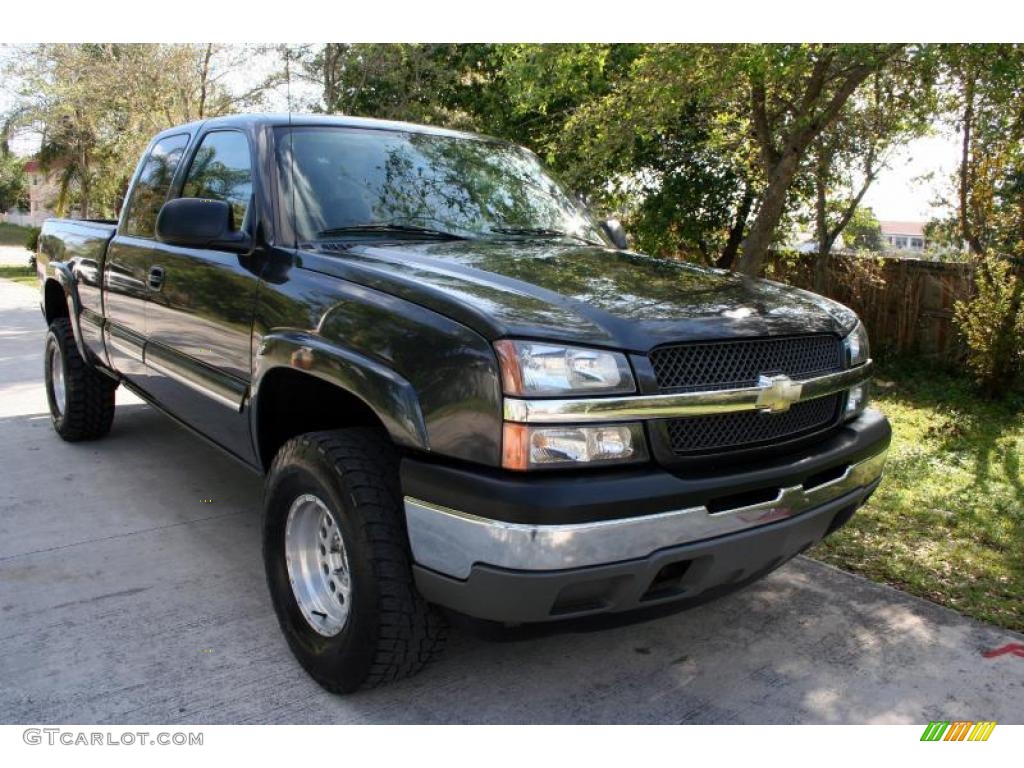 2005 Silverado 1500 LS Extended Cab 4x4 - Dark Gray Metallic / Medium Gray photo #19