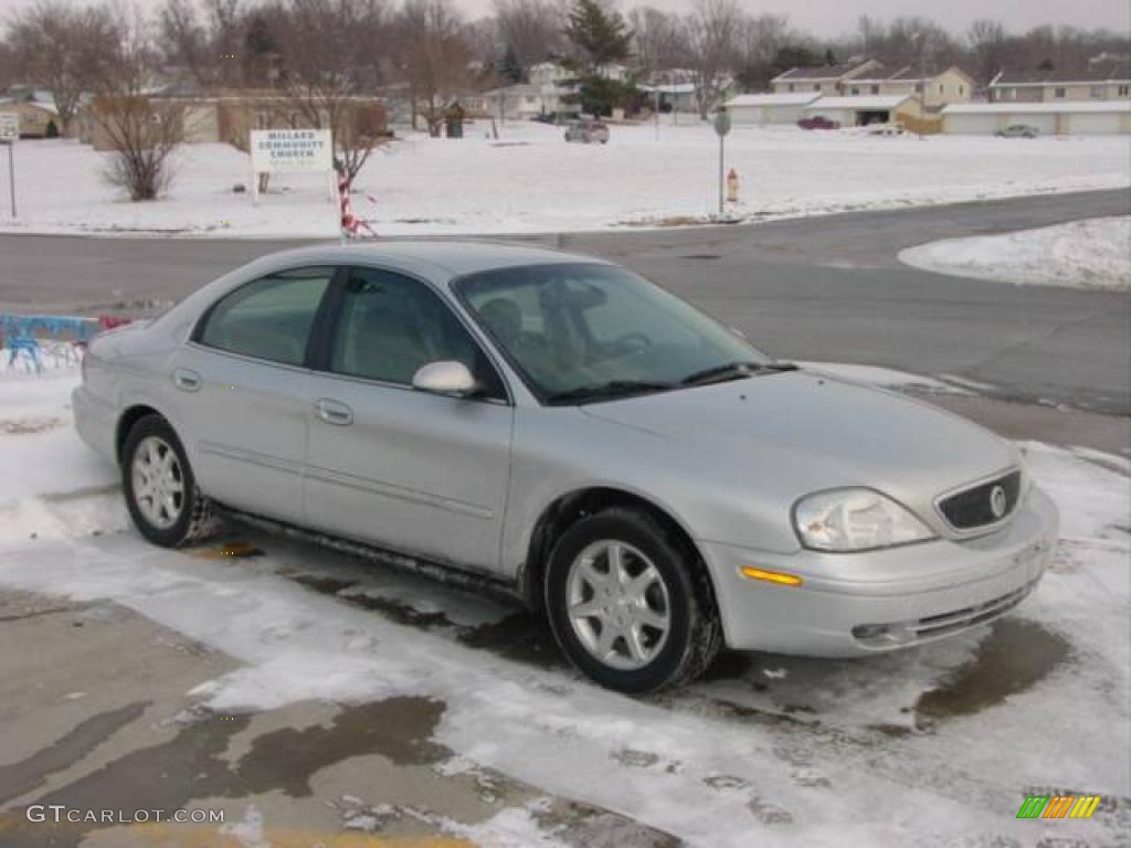 2002 Sable GS Sedan - Silver Frost Metallic / Medium Graphite photo #1