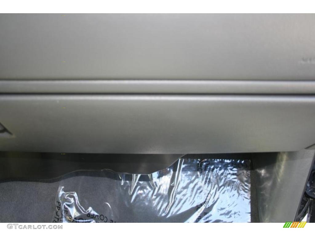 2005 Silverado 1500 LS Extended Cab 4x4 - Dark Gray Metallic / Medium Gray photo #67
