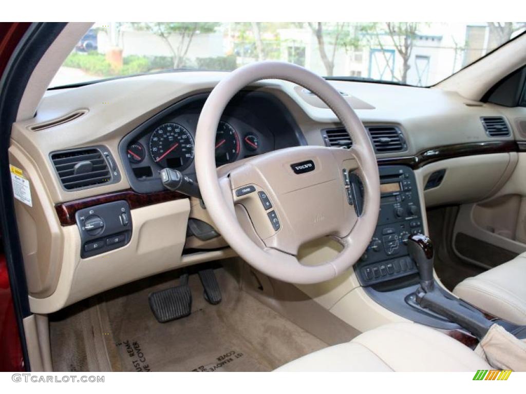 2001 S80 T6 - Venetian Red Metallic / Taupe/Light Taupe photo #51