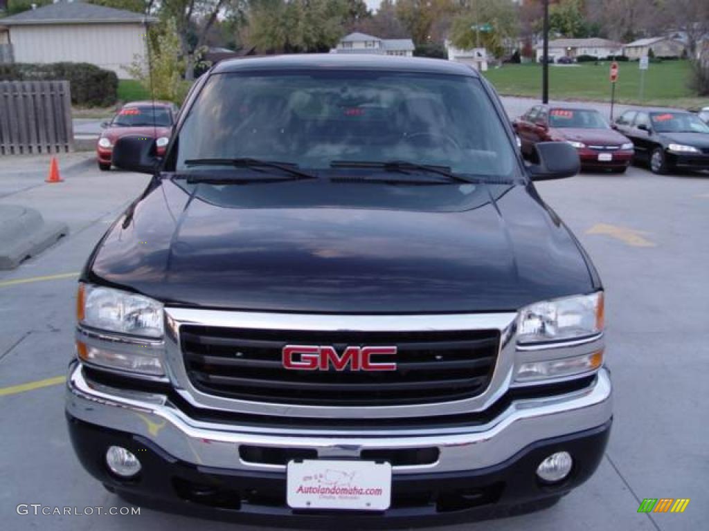 2005 Sierra 1500 SLE Crew Cab 4x4 - Onyx Black / Dark Pewter photo #3