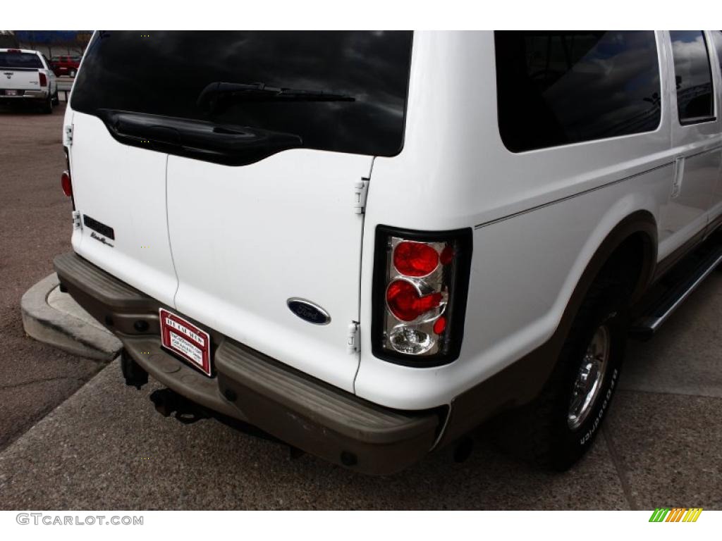 2004 Excursion Eddie Bauer 4x4 - Oxford White / Medium Flint photo #23