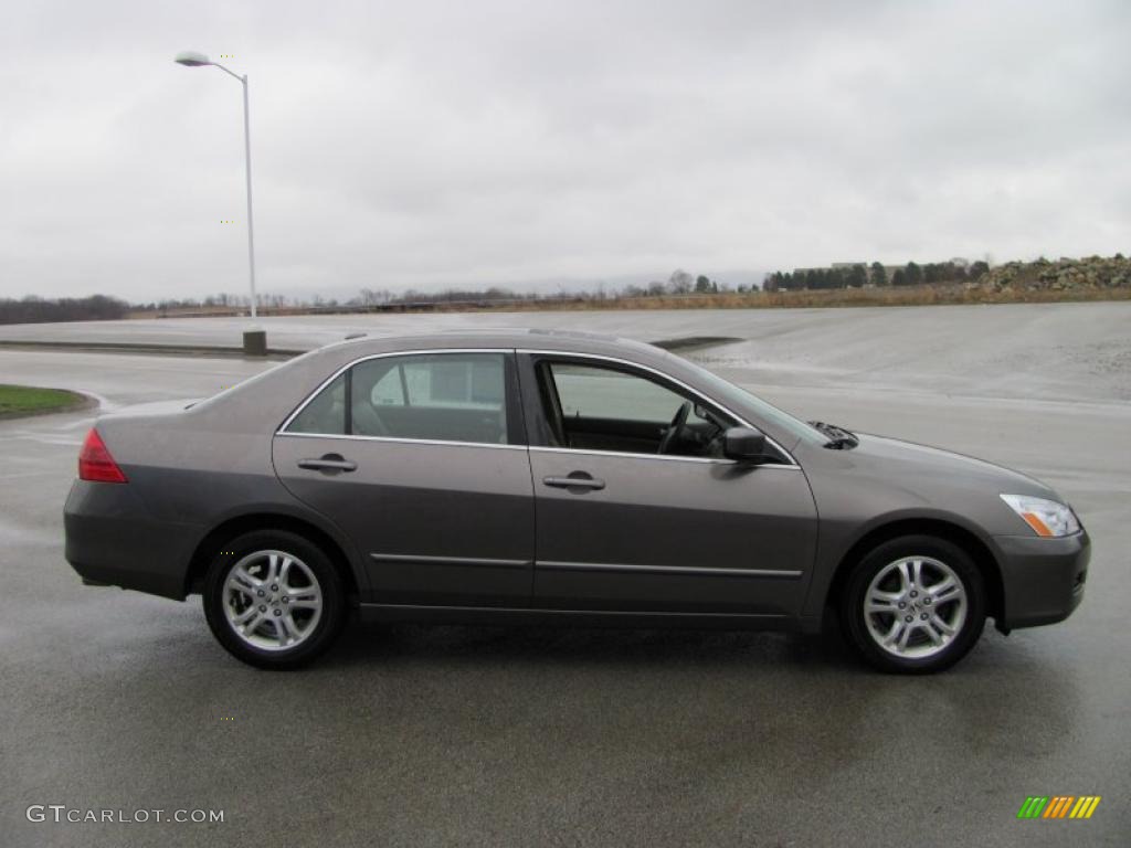 2007 Accord EX-L Sedan - Carbon Bronze Pearl / Ivory photo #12