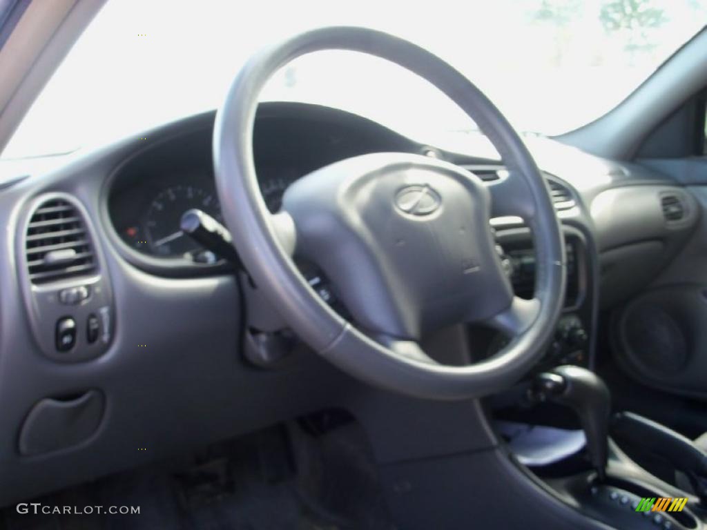 2004 Alero GL1 Sedan - Sport Red / Pewter photo #10