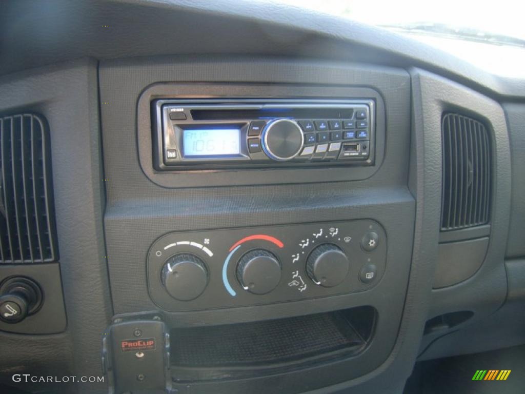 2003 Ram 1500 SLT Quad Cab 4x4 - Bright Silver Metallic / Dark Slate Gray photo #23