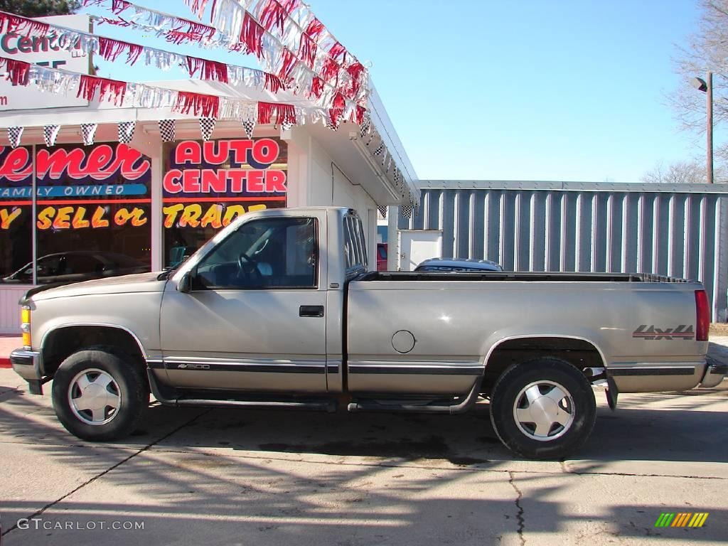 1998 C/K K1500 Regular Cab 4x4 - Pewter Metallic / Gray photo #1