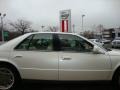 1999 White Diamond Cadillac Seville SLS  photo #22