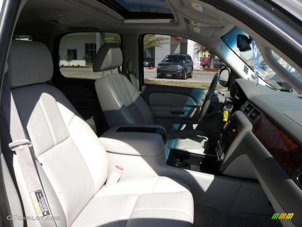 2007 Tahoe LTZ - Summit White / Light Titanium/Ebony photo #10