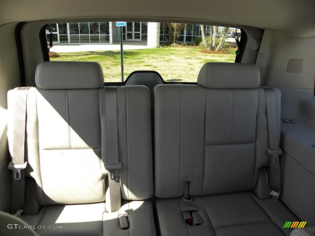 2007 Tahoe LTZ - Summit White / Light Titanium/Ebony photo #12
