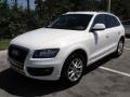 2009 Ibis White Audi Q5 3.2 Premium quattro  photo #1