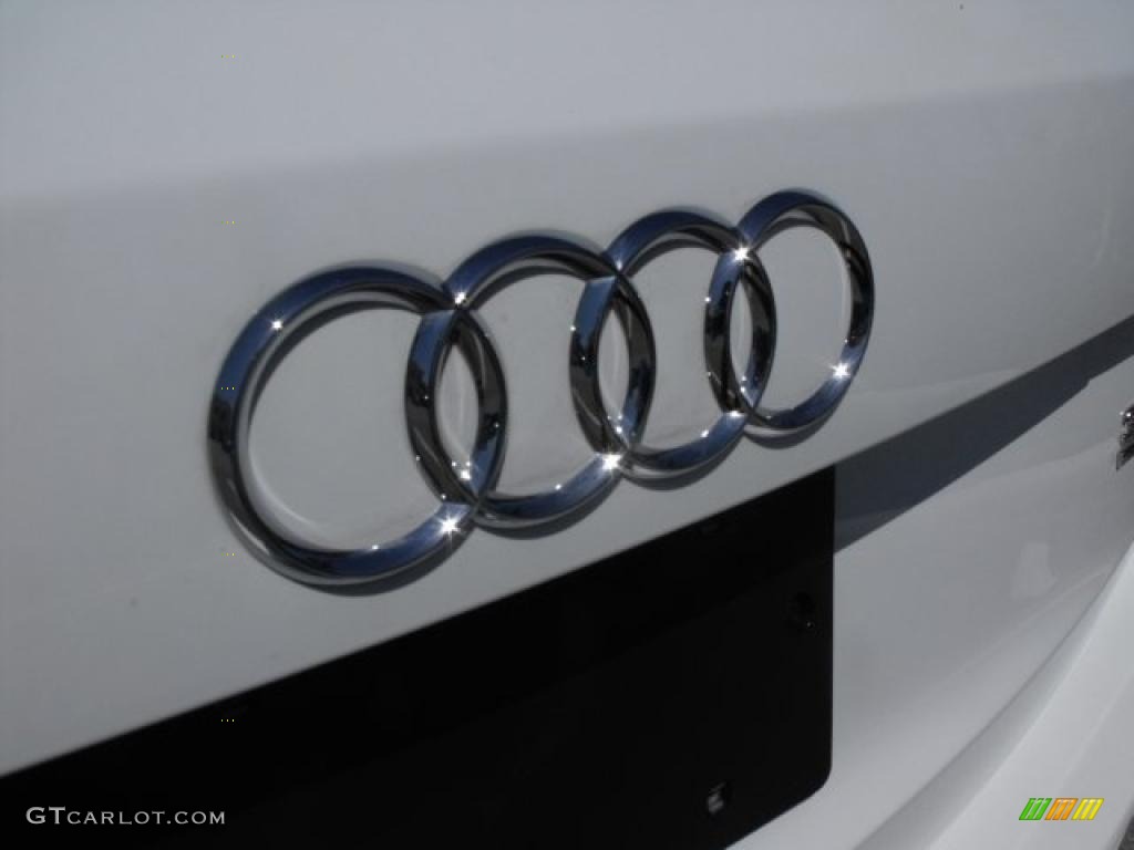2009 Q5 3.2 Premium quattro - Ibis White / Black photo #16