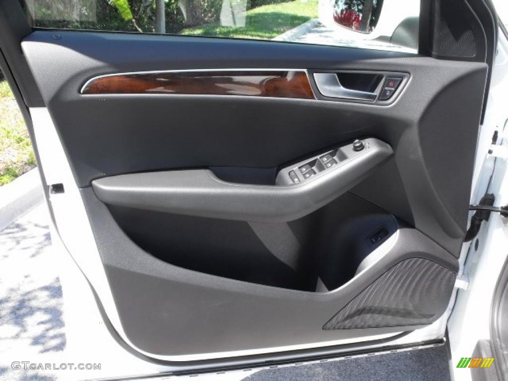 2009 Q5 3.2 Premium quattro - Ibis White / Black photo #23