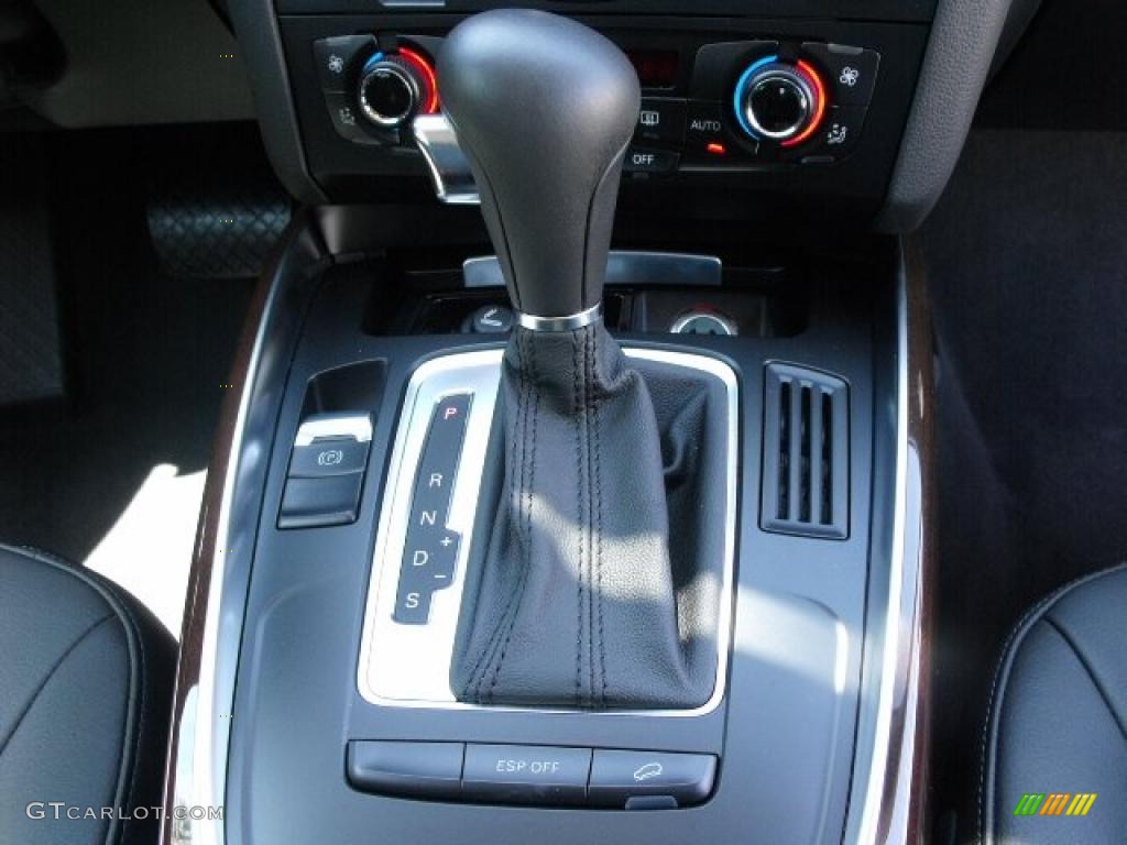 2009 Q5 3.2 Premium quattro - Ibis White / Black photo #40