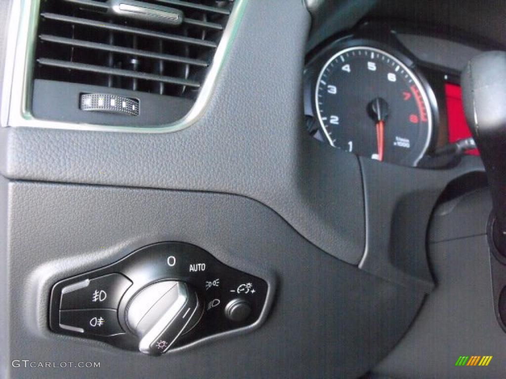 2009 Q5 3.2 Premium quattro - Ibis White / Black photo #52