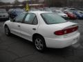Summit White - Cavalier LS Sedan Photo No. 4